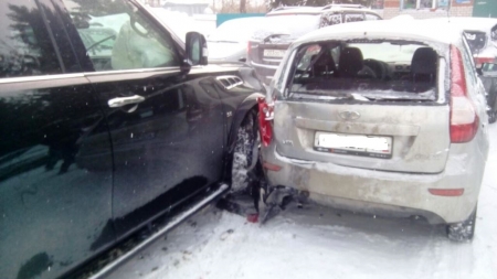 Сегодня в Лаишеве столкнулись машины