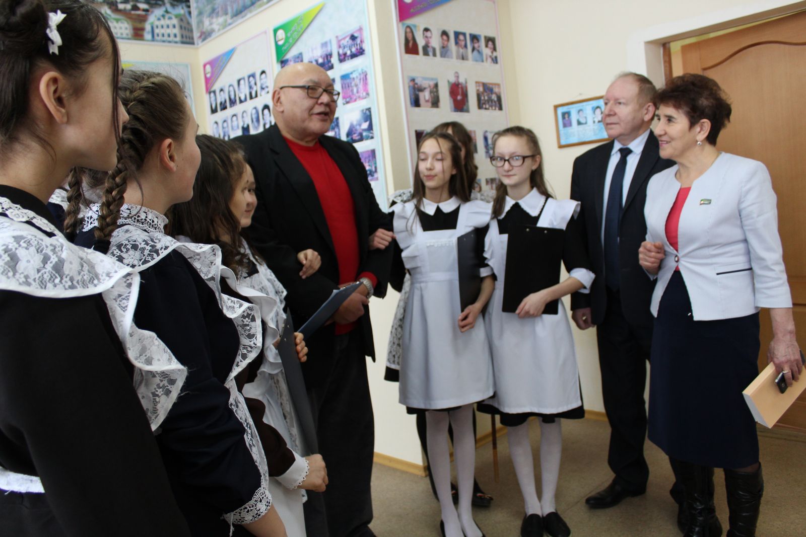 Фото: Кукмор посетила делегация из Кыргызстана во главе с сыном Чингиза Айтматова Аскаром Айтматовым