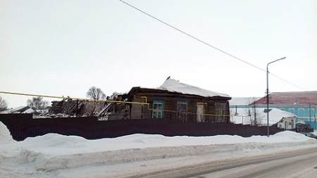 Сносится старое здание бывшей школы г. Лаишева