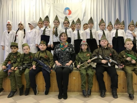 В Лаишевской школе №2 прошел конкурс патриотической песни