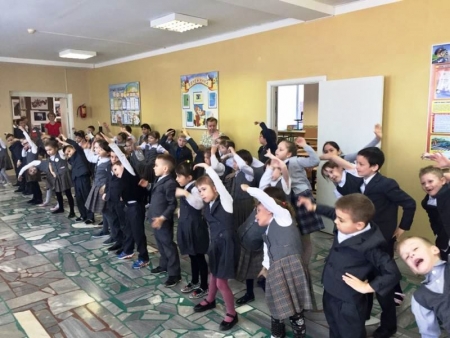 В Лаишевском районе уроки в школе начинаются с зарядки