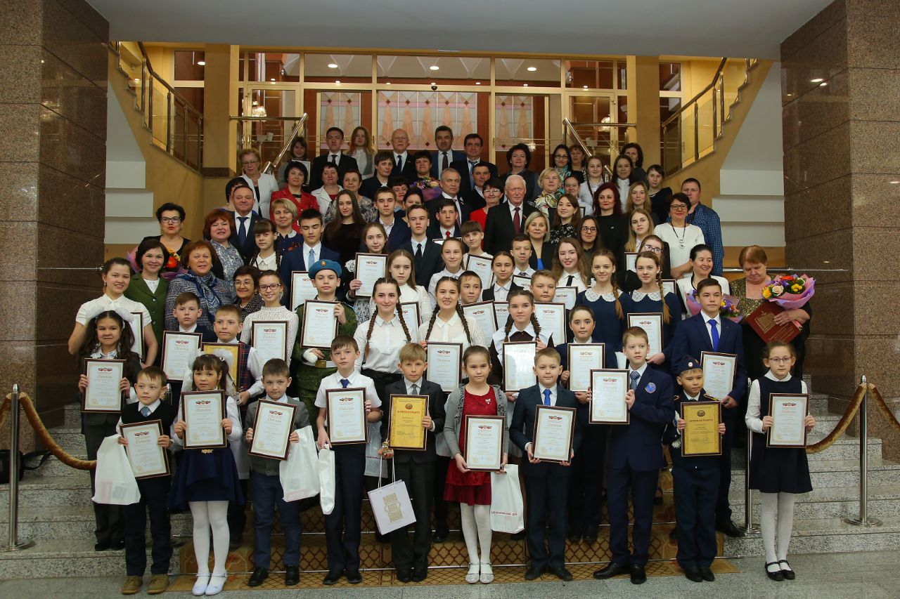 Почетной грамотой Российского союза спасателей награжден школьник из Среднего Девятова