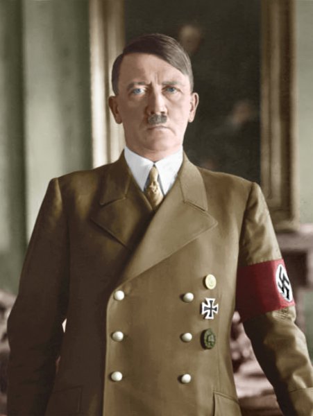 Зубы Гитлера рассказали о точной дате его смерти