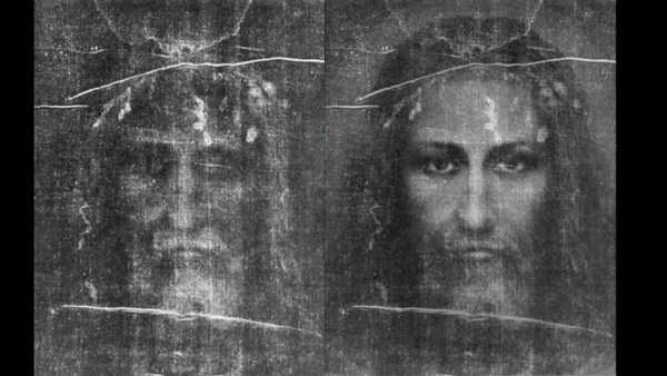 Пятна крови на Туринской плащанице не принадлежат Иисусу, утверждают эксперты