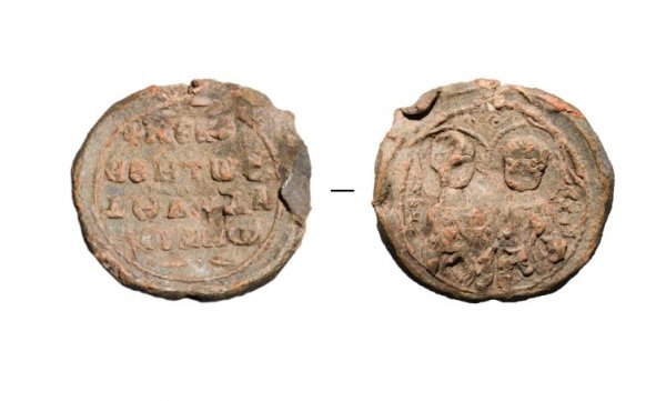 Под Суздалем археологи нашли редчайшую печать древнерусского сановника