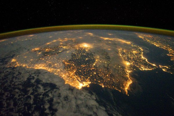 NASA удивило ночным видом Земли из космоса