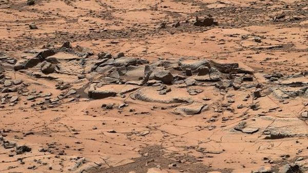 Секретные базы пришельцев под землей: Неизвестное препятствие помешало работе зонда на Марсе