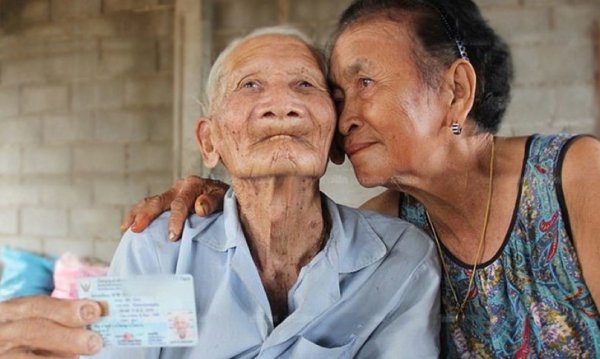 «Мой дедушка с Нибиру!»: 128-летний дед рассказал об отце-пришельце