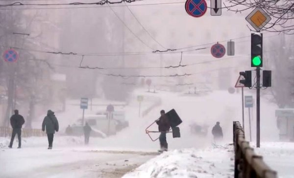 «Солнце больше не греет!» К концу сентября все города России окажутся под метровым слоем снега