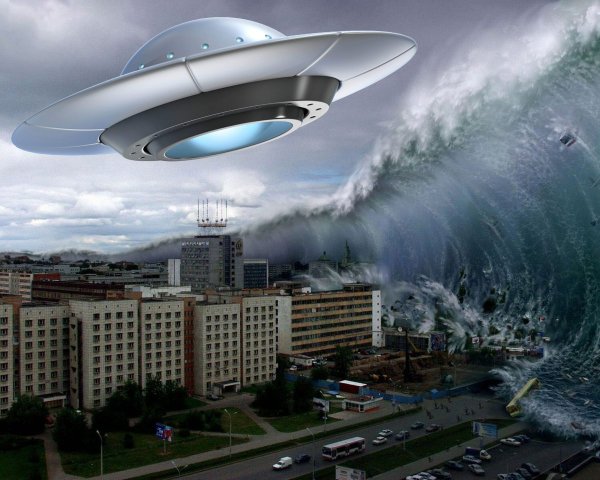 Техас смоет цунами: Военных США и НЛО засекли во время побега из штата